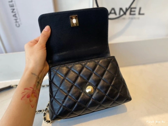 First Bag Ru BAG FLAP MINI TOP WITH HANDLE CHANEL 0708
